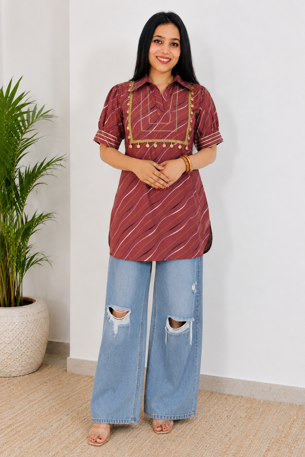 ROOP MAUVE with Collar NECK &Coin Lace Detail
