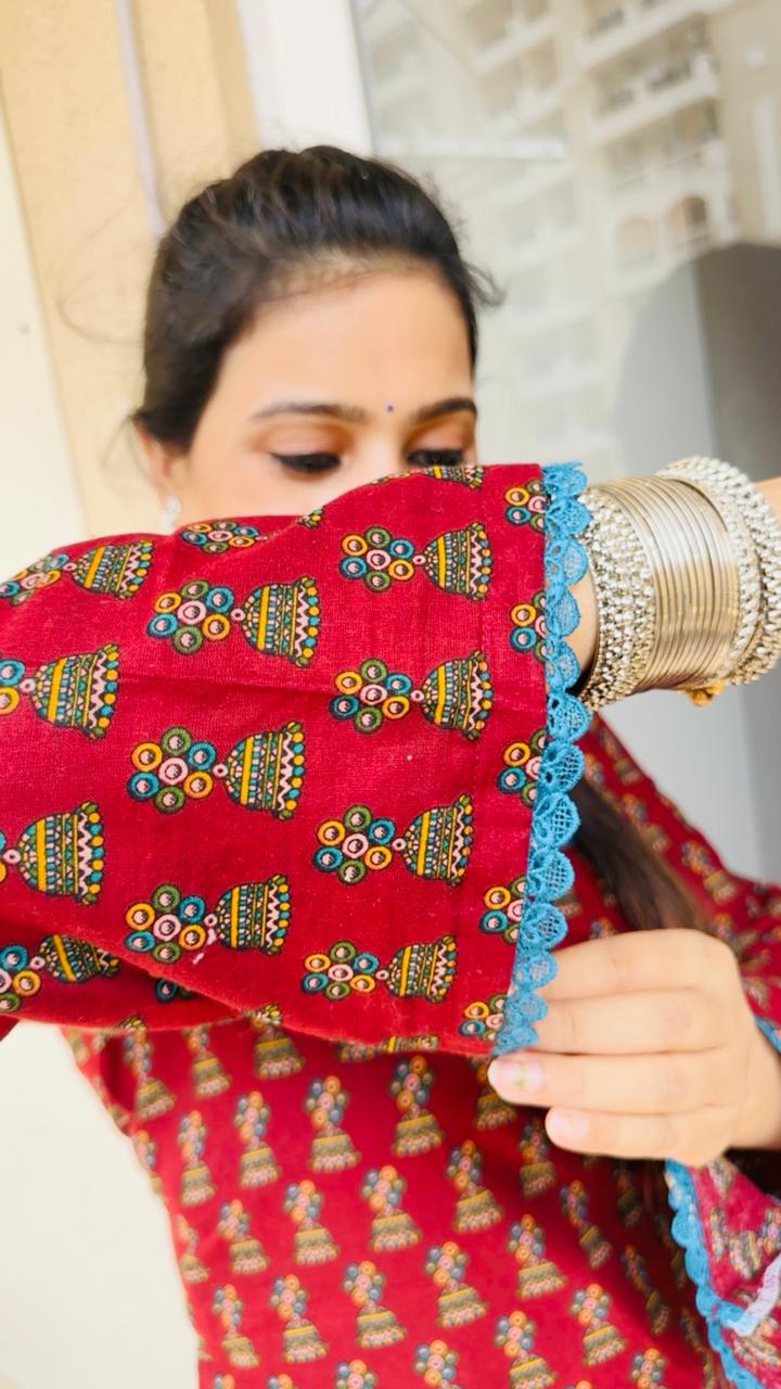 Sumitra  Printed Square Neck Corset Back Kurti